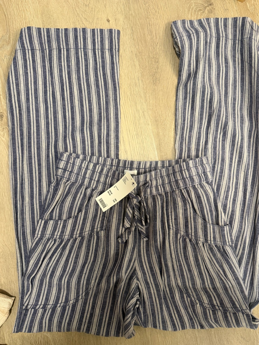 Urban Outfitters  Striped Wide Leg Pants in Blue & White Size Small NWT